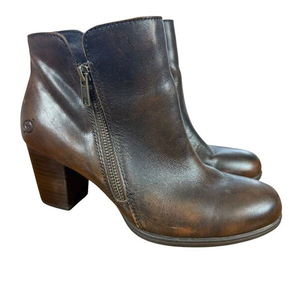 Born Jeana Womens Distressed Brown Chunky High Heel Boots Booties Shoes sz 7 M - Picture 1 of 16